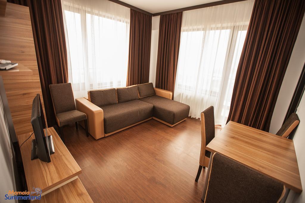 Deco * Mamaia