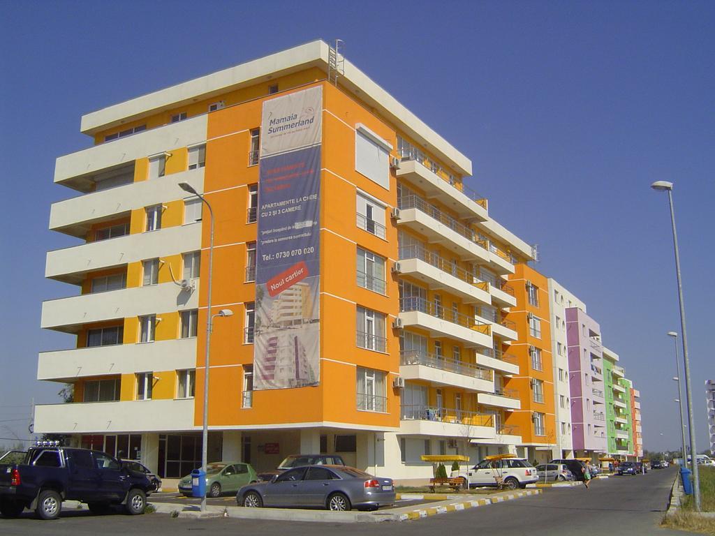 Deco *